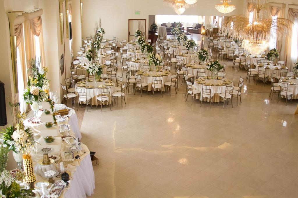 Hotel Emperador Ambato Luaran gambar