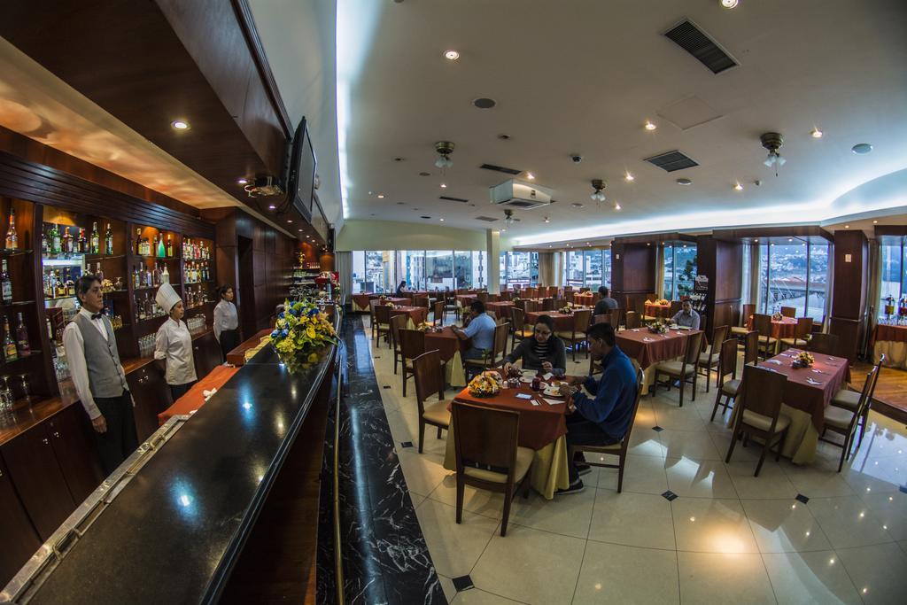 Hotel Emperador Ambato Luaran gambar