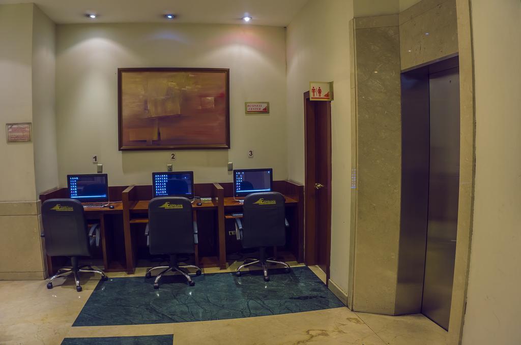 Hotel Emperador Ambato Luaran gambar