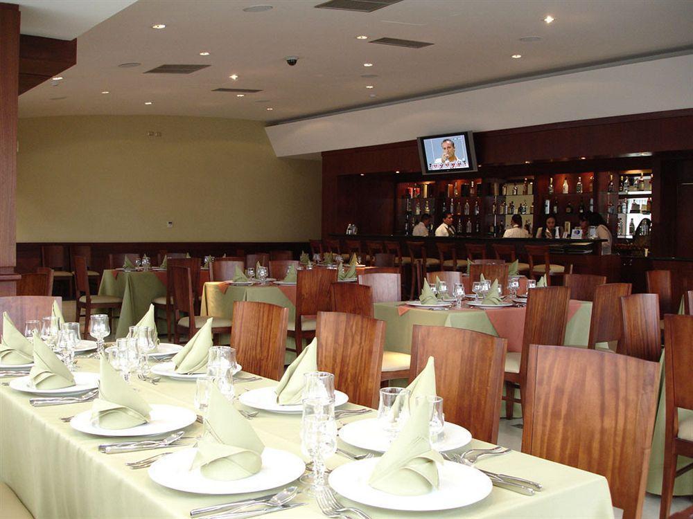 Hotel Emperador Ambato Luaran gambar